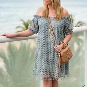 Tularosa Women’s Medium Raelyn Blue Lace Croquet Off Shoulder Mini Dress
